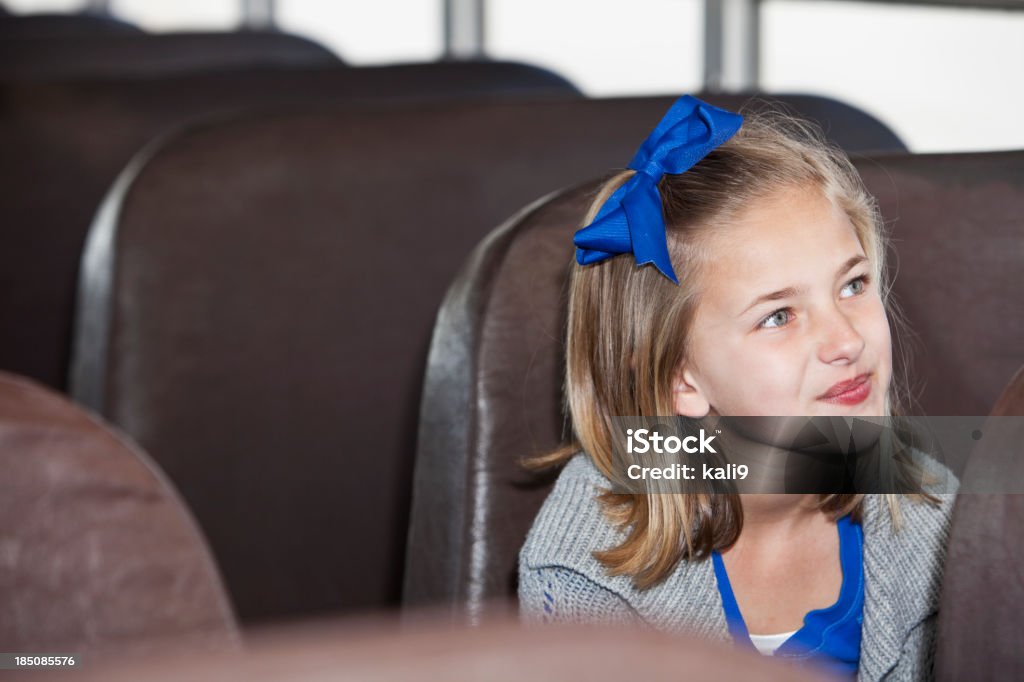 Girl 乗馬学校バス - 子供のロイヤリティフリーストックフォト
