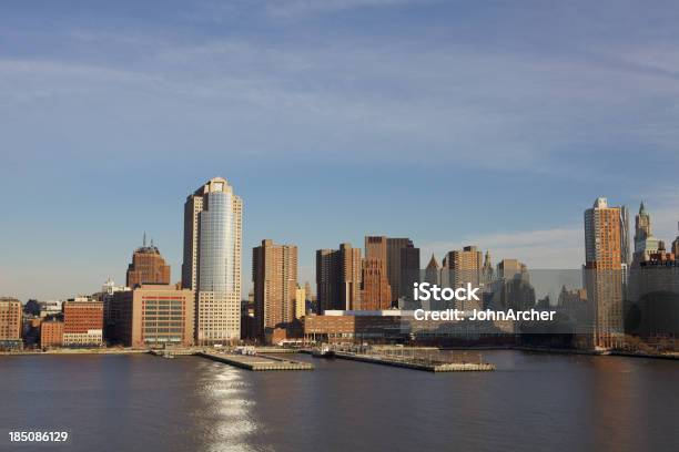 Foto de Tribeca Horizonte De Manhattan e mais fotos de stock de Arranha-céu - Arranha-céu, Baixo Manhattan, Cidade