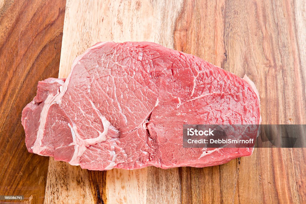 Raw Sirloin Steak/Filé de Lombo Grelhado - Foto de stock de Bife royalty-free