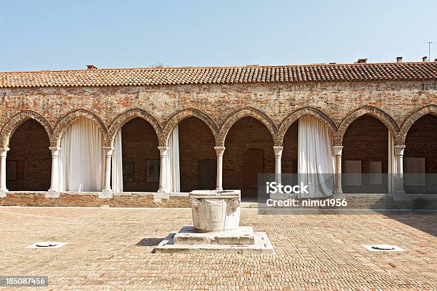 회랑 Of 마돈나 델오로orto 교회 베니스 마돈나 델 오르토에 대한 스톡 사진 및 기타 이미지 - 마돈나 델 오르토, 건물 외관, 건축