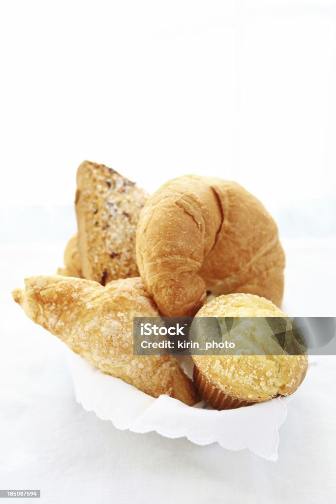 Chleb i Ciasto koszyk - Zbiór zdjęć royalty-free (Bez ludzi)