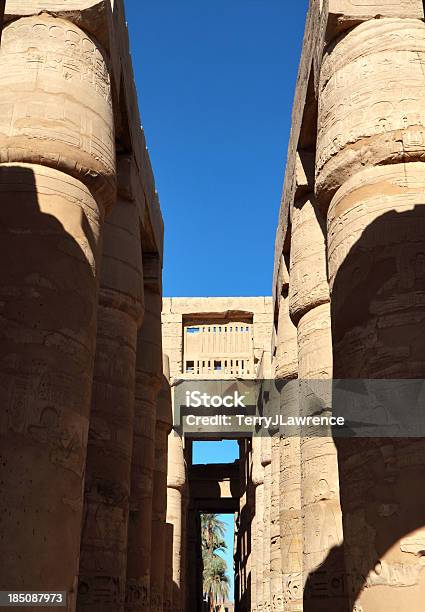 Great Hypostyle Hall Świątyni Karnak Luksor Egipt - zdjęcia stockowe i więcej obrazów Afryka