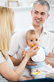 baby-essen-haferbrei.jpg?b=1&s=170x170&k=20&c=li0MRN2-r4fyTupt2jJMZi-7I_kg3eBXVWuyL195bv8=