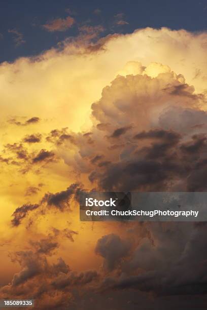 Foto de Pôrdosol No Céu De Nuvem De Tempestade De Monções e mais fotos de stock de Cloudscape