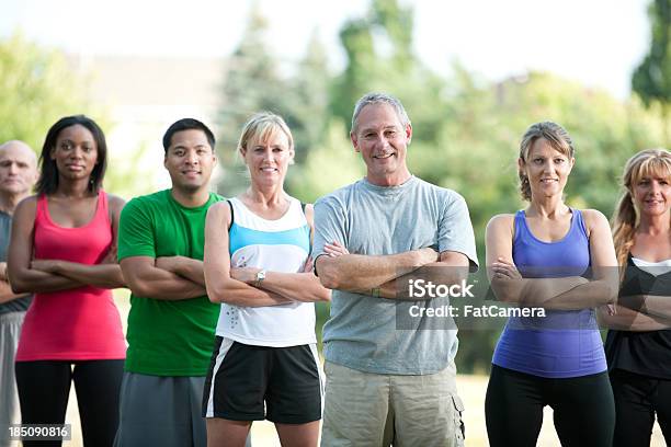 Fitness Group Outside Stock Photo - Download Image Now - Active Lifestyle, African Ethnicity, African-American Ethnicity