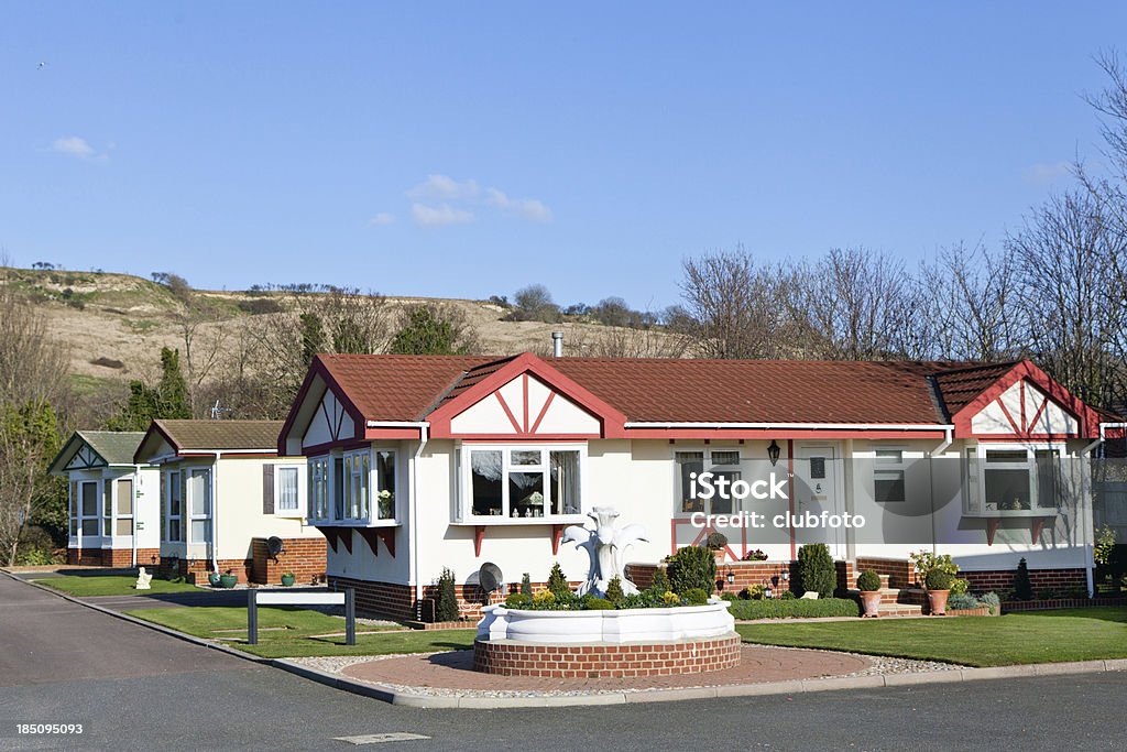 La zona residencial del parque móvil casas - Foto de stock de Edificio residencial libre de derechos