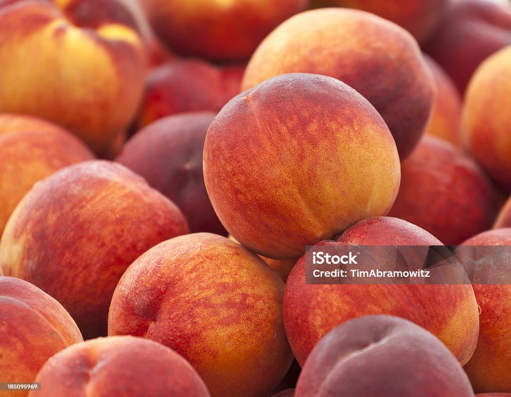 Fresche Peaches - Foto stock royalty-free di Pesca - Frutta