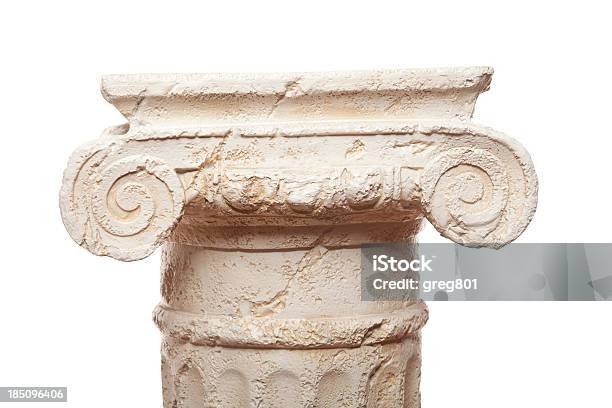 Foto de Isolado No Branco Xxxl Coluna e mais fotos de stock de Estátua - Estátua, Fundo Branco, Romano