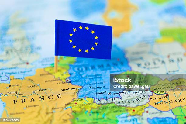 Europäische Union Fahne Über Europa Karte Stockfoto und mehr Bilder von Europäische Union - Europäische Union, Karte - Navigationsinstrument, Europa - Kontinent