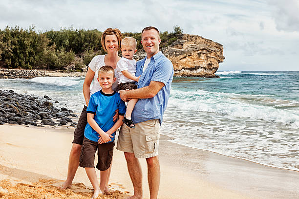 istock Family Portrait on Hawaiian Beach 185097044