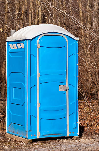 istock Portabe Toilet 185097854