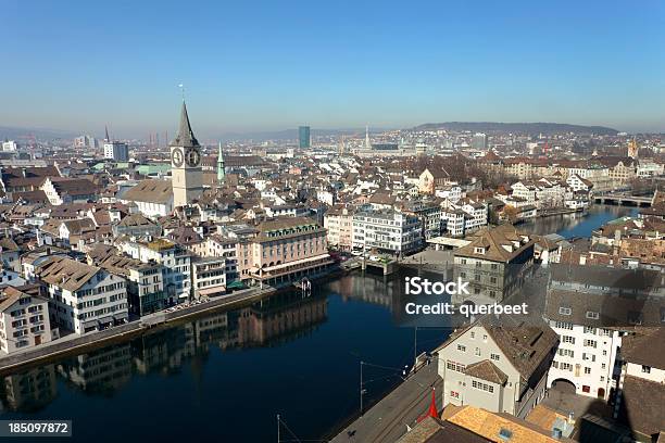 Vista Da Cidade De Zurique - Fotografias de stock e mais imagens de Antigo - Antigo, Ao Ar Livre, Arquitetura