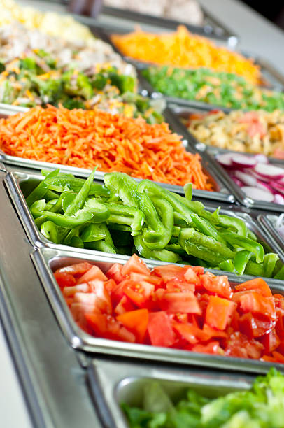 salat-bar - salatbüffet stock-fotos und bilder