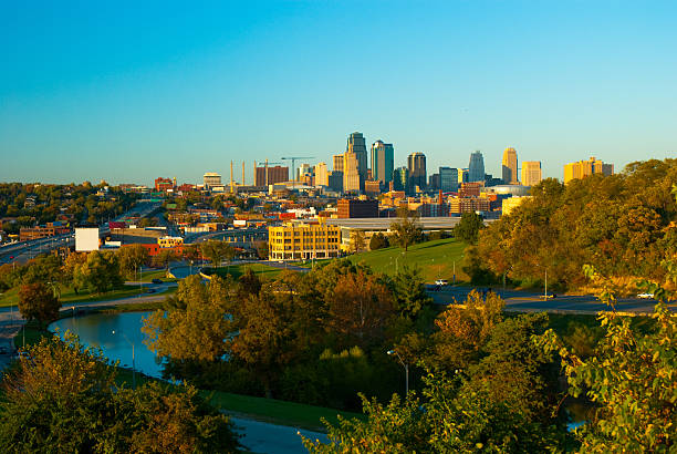 istock Kansas City skyline, trees, and a lake 185100485