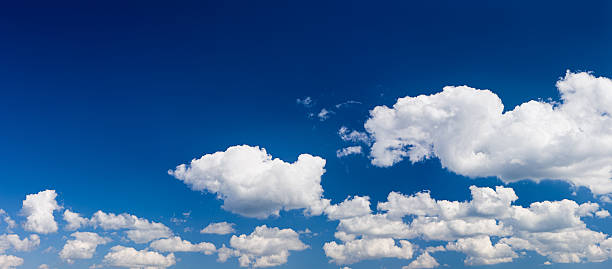 ブルースカイパノラマ 67mpix xxxxl サイズ - cirrus cloud cloudscape stratus ストックフォトと画像