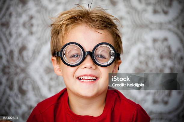 Nerd Niño Foto de stock y más banco de imágenes de Alegre - Alegre, De ascendencia europea, Estilos de vida