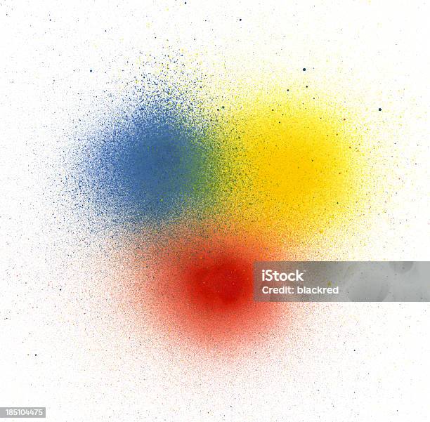 主なカラースプレーペイント - スプレー塗料のストックフォトや画像を多数ご用意 - スプレー塗料, 白背景, カラフル