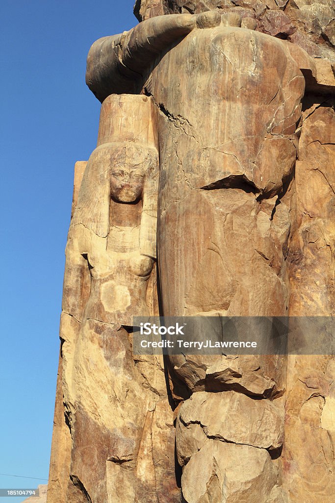 Colosso di Memnon, Tebe, Egitto - Foto stock royalty-free di A forma di blocco