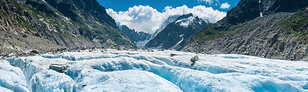 glacier gletscherspalten alpine mountain panorama - serac stock-fotos und bilder