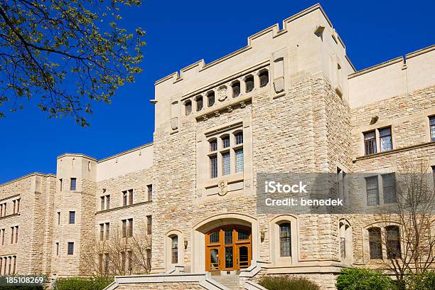 Foto de Universidade De Saskatchewan Em Saskatoon No Canadá e mais fotos de stock de Universidade