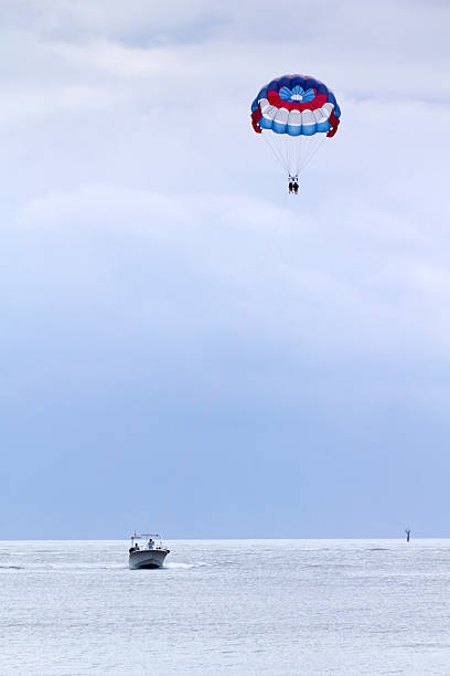 istock Parasailing in the Florida Keys 185108638