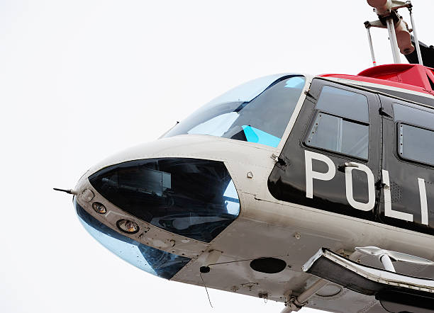 elicottero della polizia - police helicopter foto e immagini stock