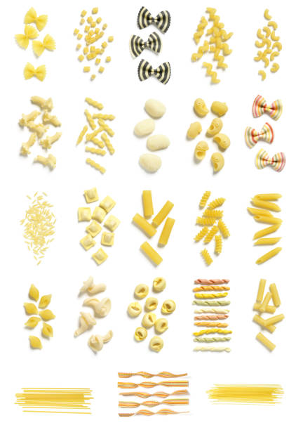 pasta colección sobre fondo blanco - rigatoni fotografías e imágenes de stock