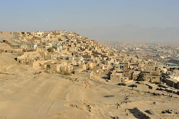 Kabul vista a la ciudad, Afganistán - foto de stock