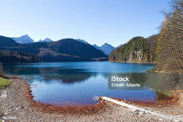 Lake In The Alps — стоковые фотографии и другие картинки Австрия - Австрия, Вода, Волна