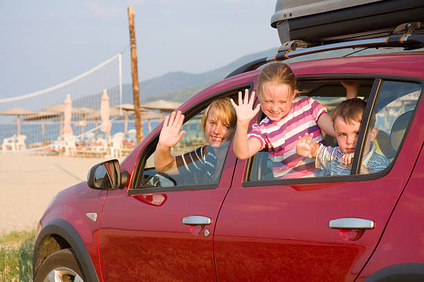 istock Family arrived on vacations 185112026
