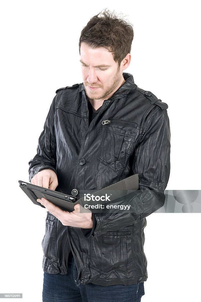 Homme utilisant l'écran tactile - Photo de Adulte libre de droits