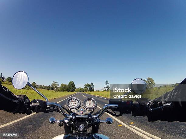 Motocykl Road - zdjęcia stockowe i więcej obrazów Motocykl - Motocykl, Punkt odniesienia, Kierownica roweru