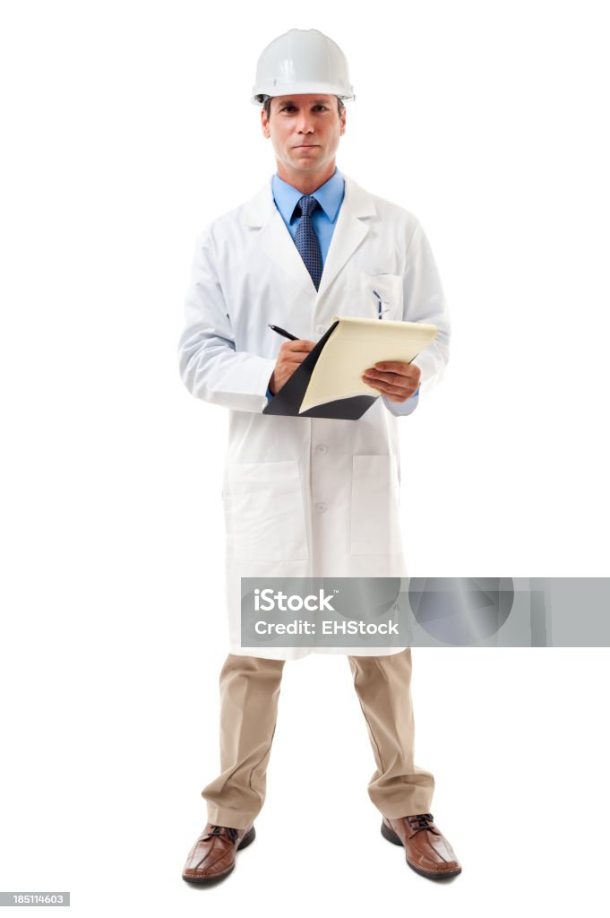 Científico ingeniero con portapapeles aislado sobre fondo blanco - Foto de stock de Científico libre de derechos