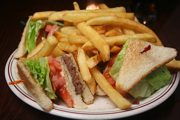 istock Cheeseburger Club Sandwich 185116895