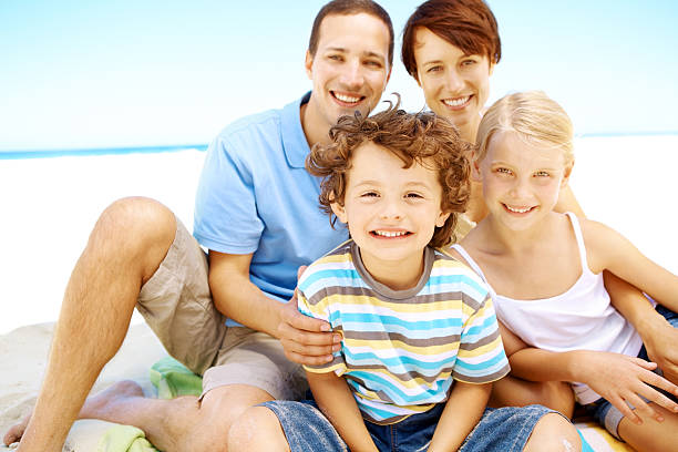 istock Family vacations are important for bonding 185119119