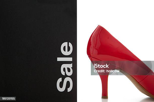 Rote Highheel Schuh Sale Stockfoto und mehr Bilder von Ausverkauf - Ausverkauf, ClipArt, Coupon