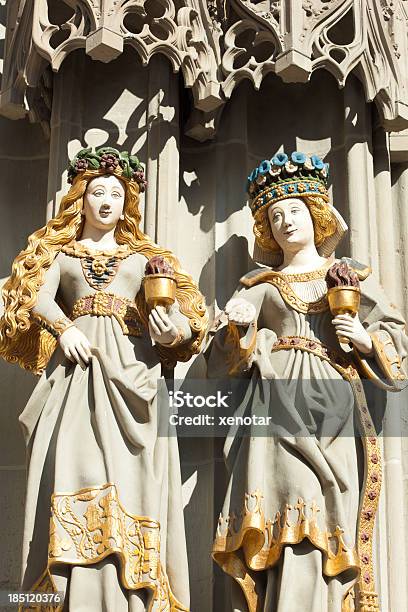 Wejście Główne Fasada Rzeźby Brno Katedra - zdjęcia stockowe i więcej obrazów Chrześcijaństwo - Chrześcijaństwo, Dzień, Elegancja
