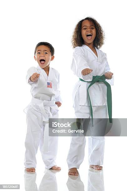 Occupato I Bambini - Fotografie stock e altre immagini di Bambino - Bambino, Karate, Arte marziale