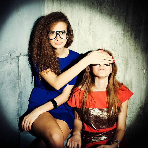 istock Trendy girls 185122045