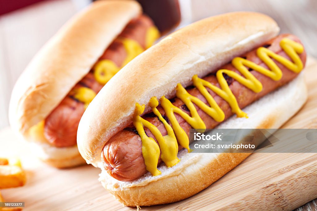 Hotdog - Foto de stock de Perrito caliente libre de derechos