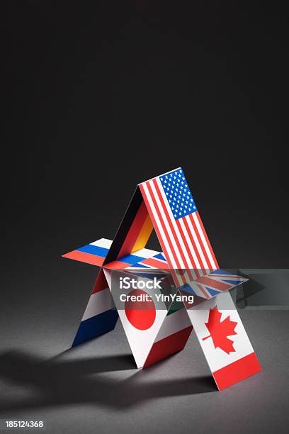 Grupo G8 Oito Nações Económico Global Casa De Cartas Vt - Fotografias de stock e mais imagens de Canadá