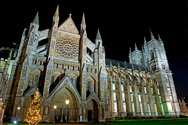 istock Westminster Abbey in London 185125740