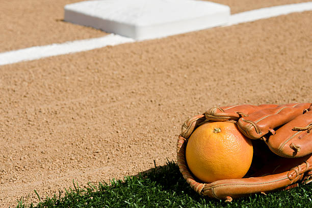 грейпфрут лига бейсбола - baseline baseball single line dirt стоковые фото и изображения