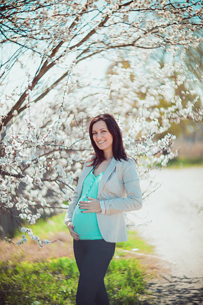 istock Pregnant woman 185129944