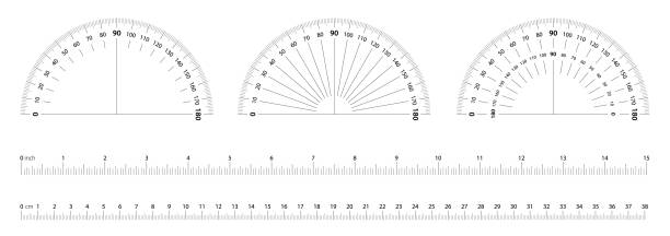 illustrazioni stock, clip art, cartoni animati e icone di tendenza di goniometro di grado e scale righello per misurare l'angolo, la dimensione, la lunghezza e l'altezza. strumenti matematici a nastro a semicerchio con calibro rotondo e metro in cm o pollici - metro per laltezza