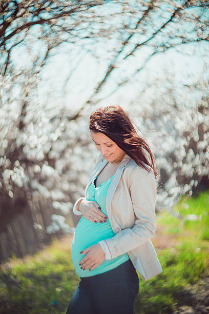 istock Pregnant woman 185148322