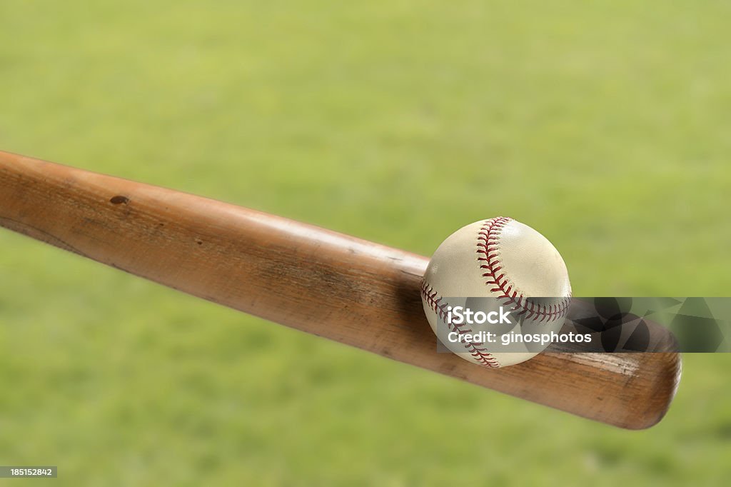 야구 방망이 때리기 Ball - 로열티 프리 때리기 스톡 사진