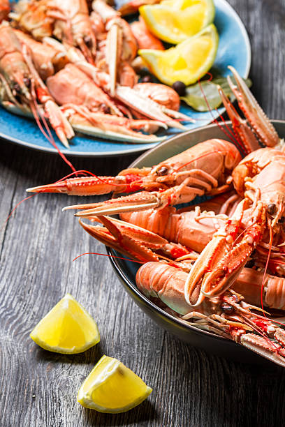 istock Closeup of freshly cooked scampi 185157084