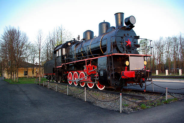 istock Old steam locomotive 185181169