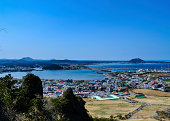 landschaft-jeju-island.jpg?b=1&s=170x170&k=20&c=d5hBxfa64gA0yvfnb0xvC6PhNYU9ojRal-_ZeOCuPJM=